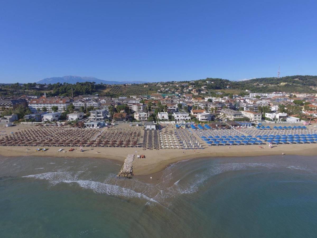 Hotel Diamante Francavilla al Mare Kültér fotó