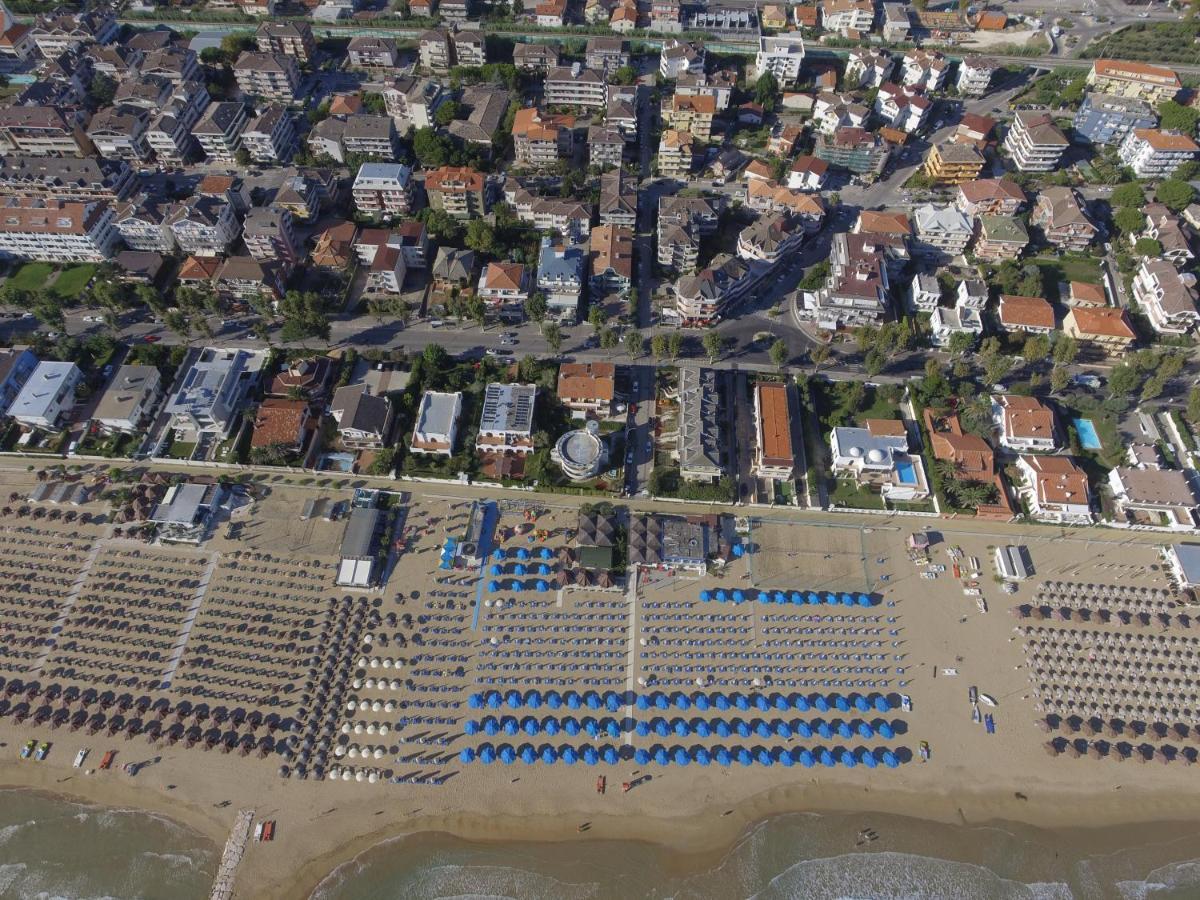 Hotel Diamante Francavilla al Mare Kültér fotó